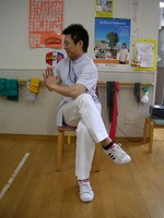 ねじって深呼吸　It twists and it breathes deeply
